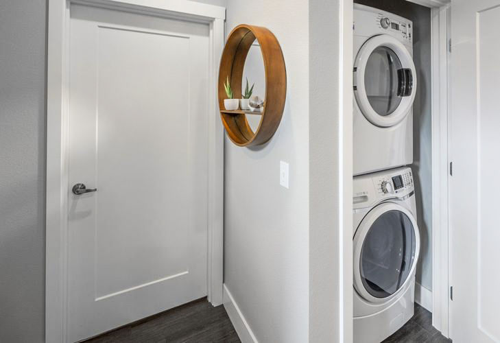 Laundry room at Oak Street Lofts