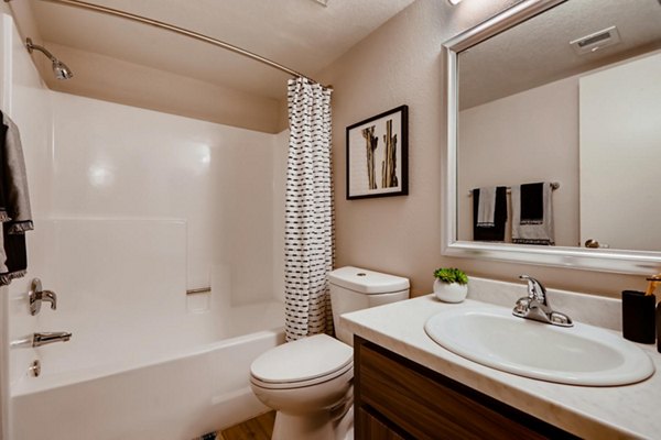 Bathroom featuring modern fixtures and sleek design in Espiral Apartments