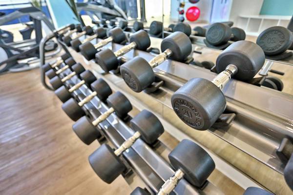 fitness center at Norwalk Metropointe Apartments