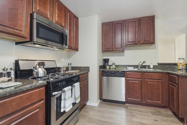 kitchen at Norwalk Metropointe Apartments