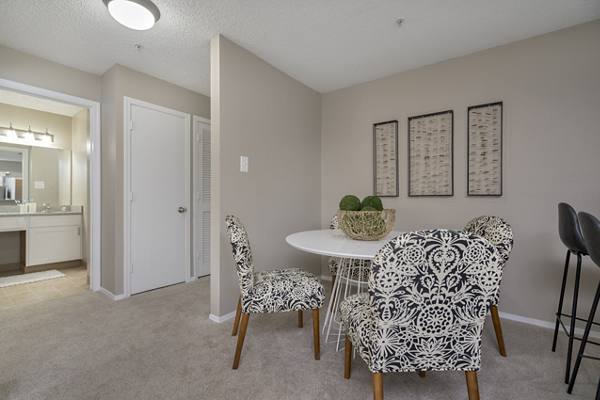 dining area at Liberty Pointe Apartments