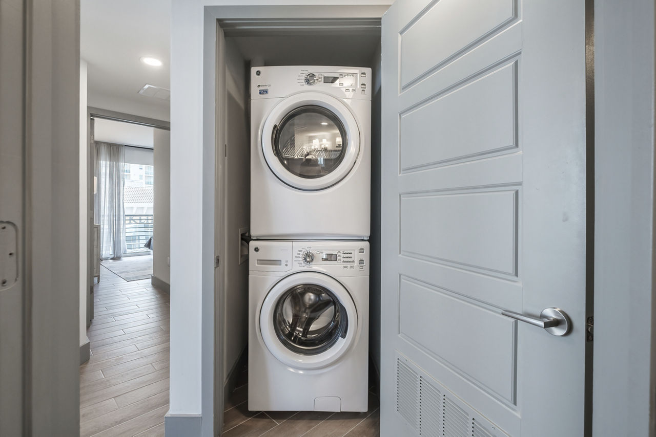 Laundry room at Novo Las Olas
