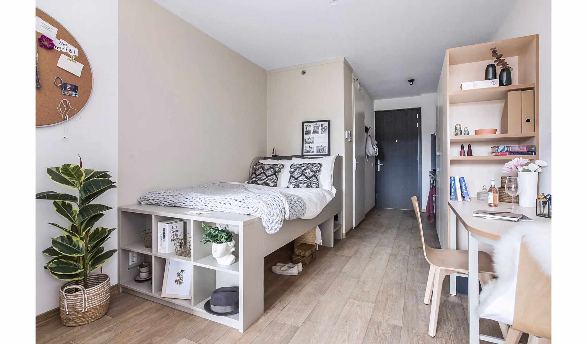  bedroomat OurDomain Amsterdam South East Apartments
