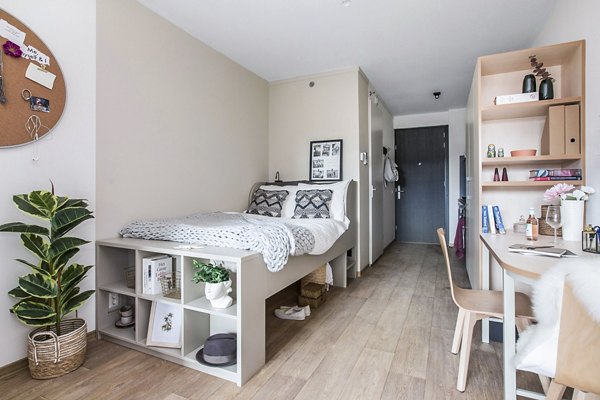  bedroomat OurDomain Amsterdam South East Apartments