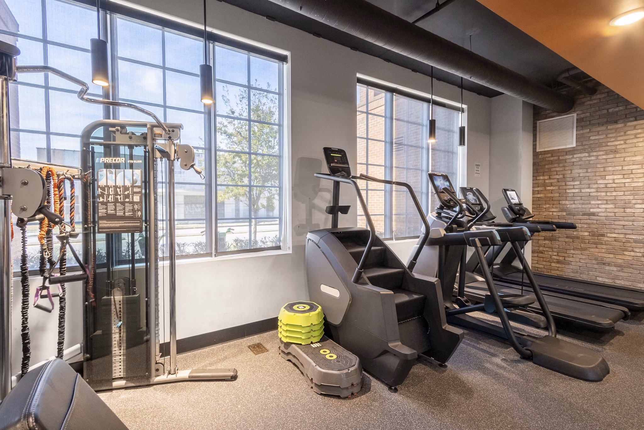 fitness center at Summit Place Apartments