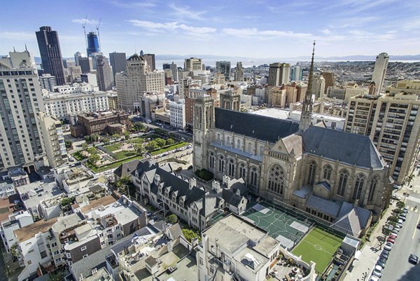 Stunning city views from a high-rise apartment at Nob Hill Tower