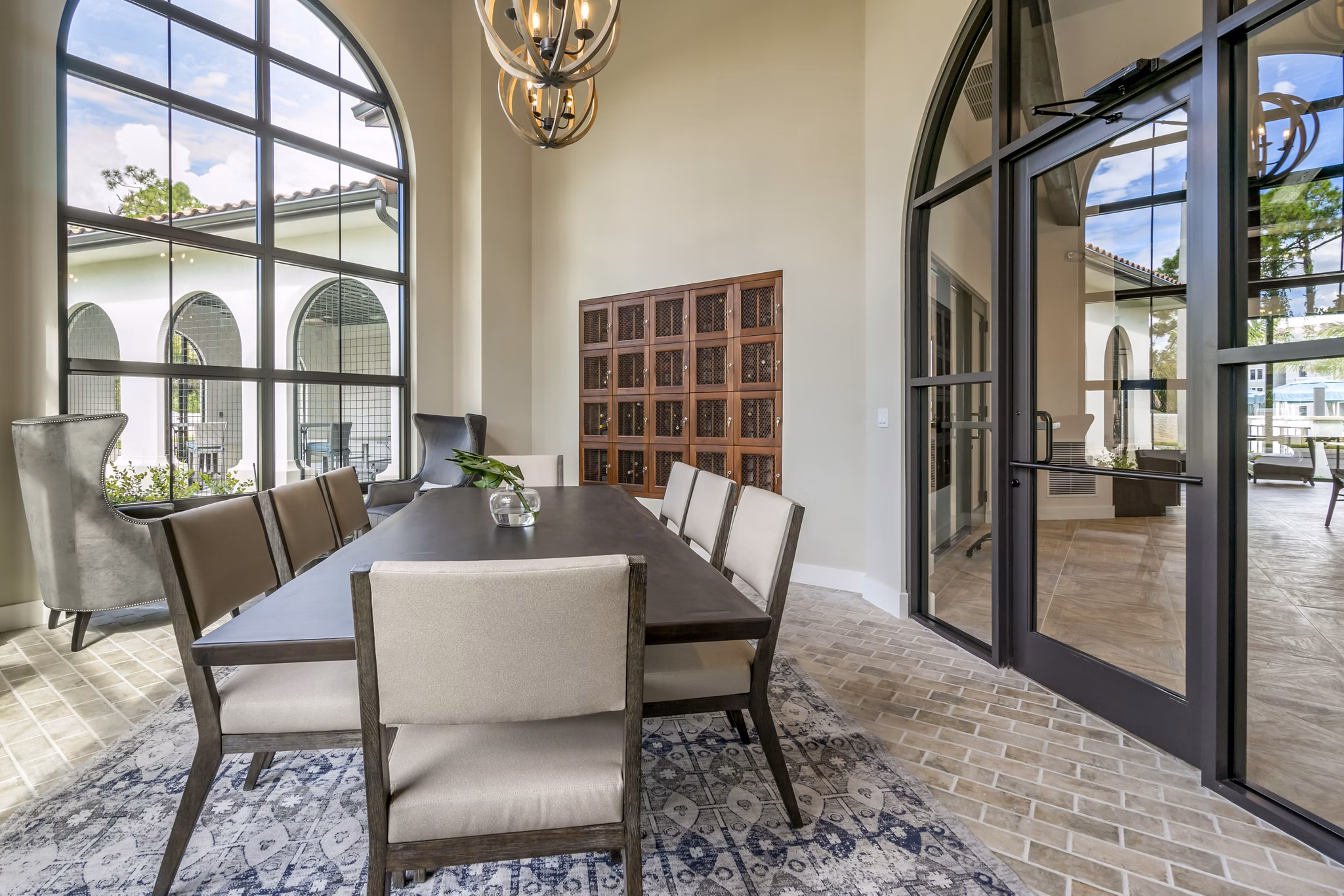 clubhouse at Lago Apartments
