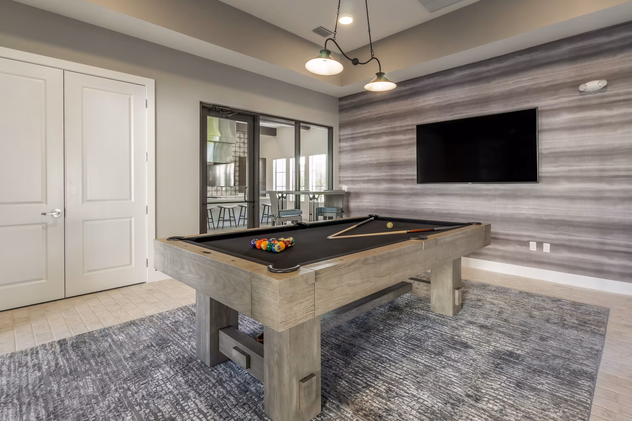 clubhouse at Lago Apartments