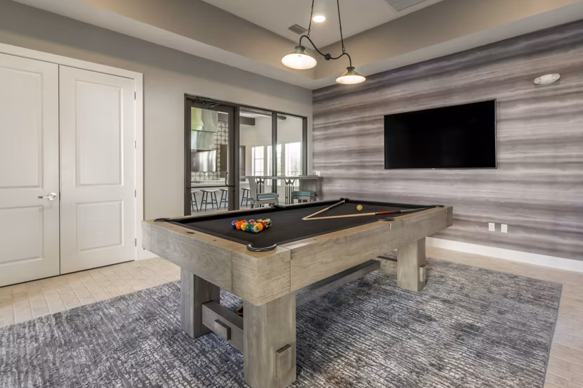 clubhouse at Lago Apartments