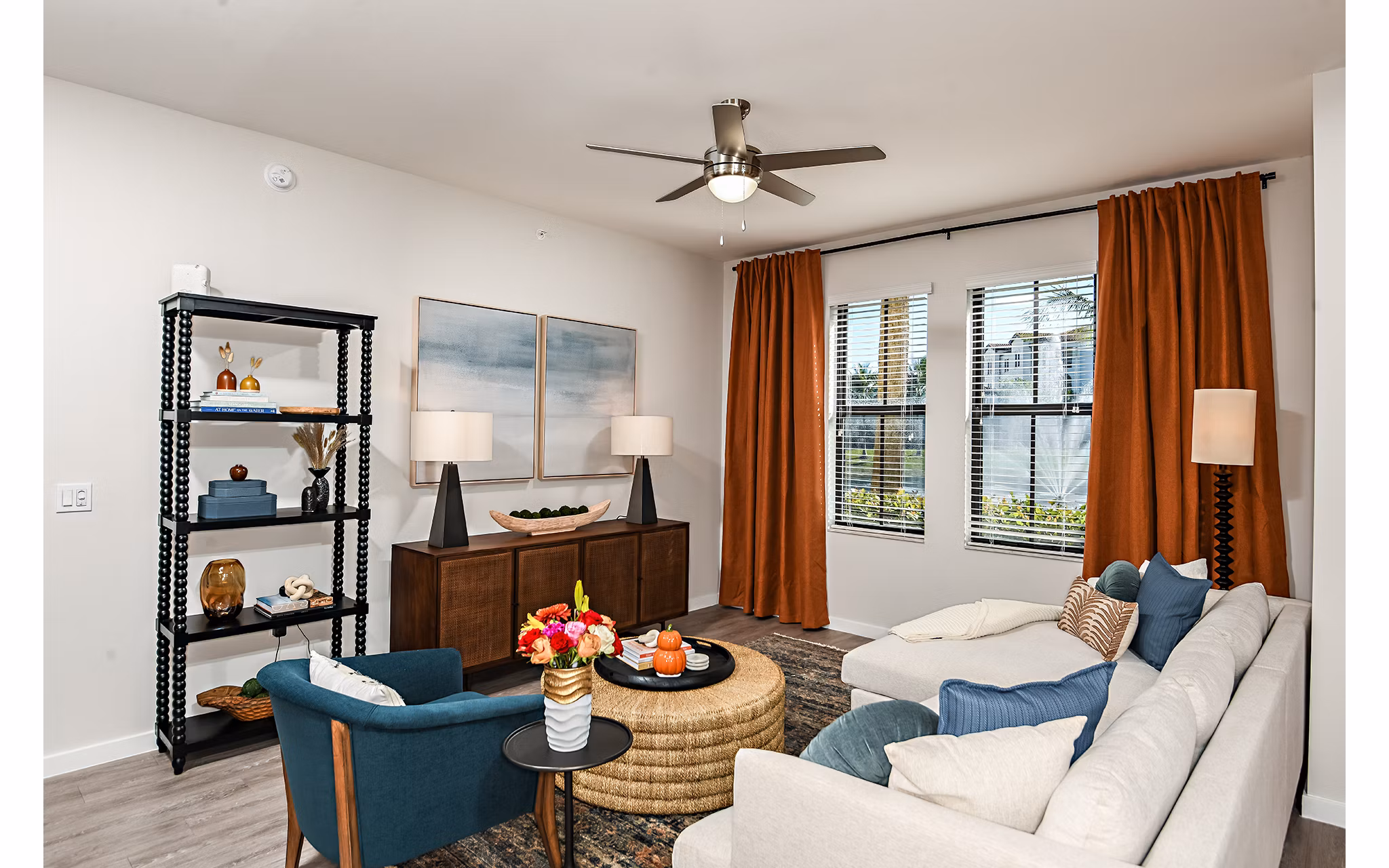 living room at Lago Apartments