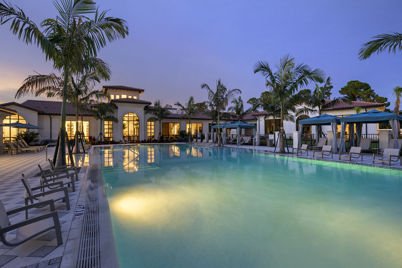 Lago Apartments Naples Fl 4 of 12