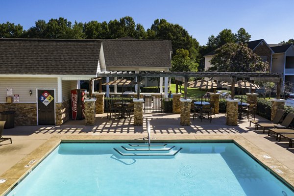 pool at Avana Avebury Apartments