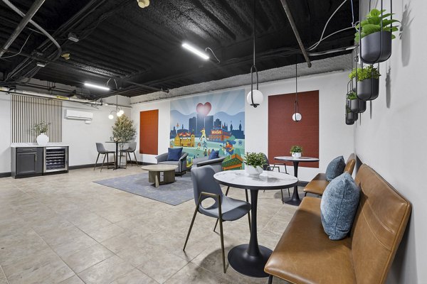 clubhouse at The 6Hundred Apartments