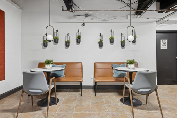 clubhouse at The 6Hundred Apartments