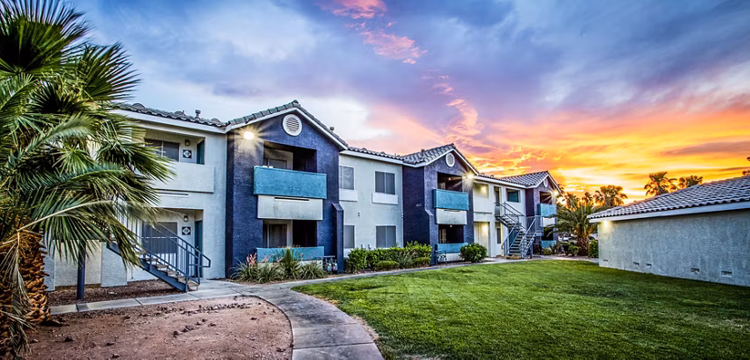 Villas at 6300: Elegant building for luxury living in Houston