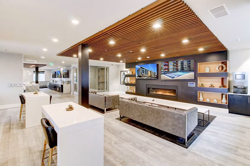 clubhouse at Canvas on Blake Apartments 