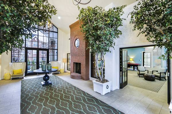 clubhouse/lobby at Notting Hill Apartments