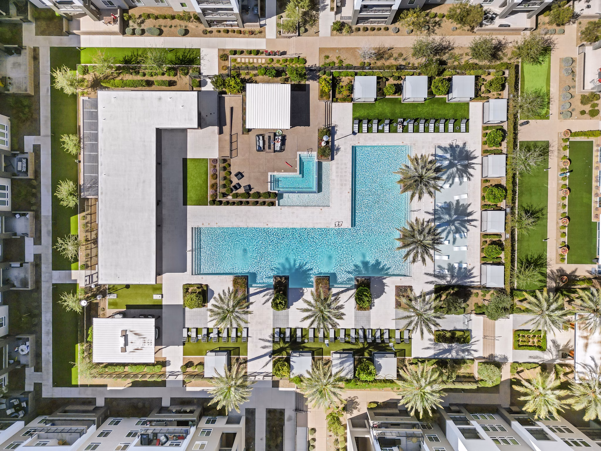 Maxwell on 66th: Stunning view of luxury apartments in Scottsdale