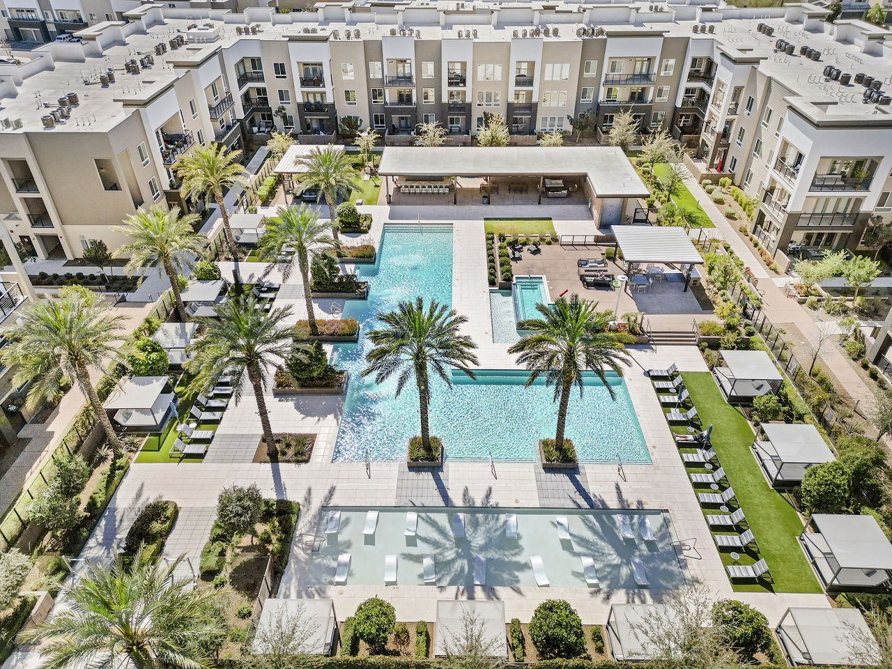 Pool at Maxwell On 66Th (4 of 4)