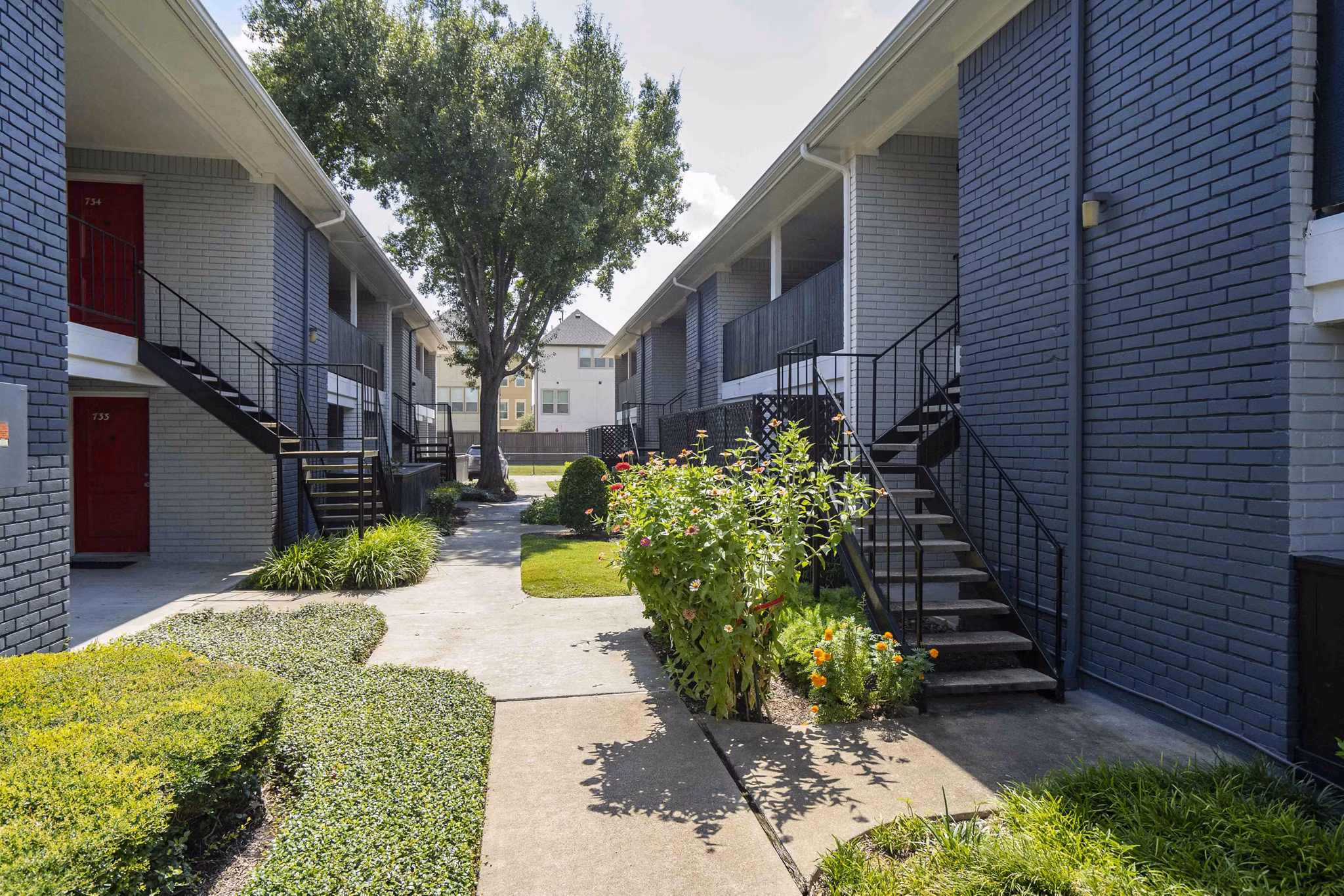 3 Corners East: Contemporary view of luxury apartments in prime location