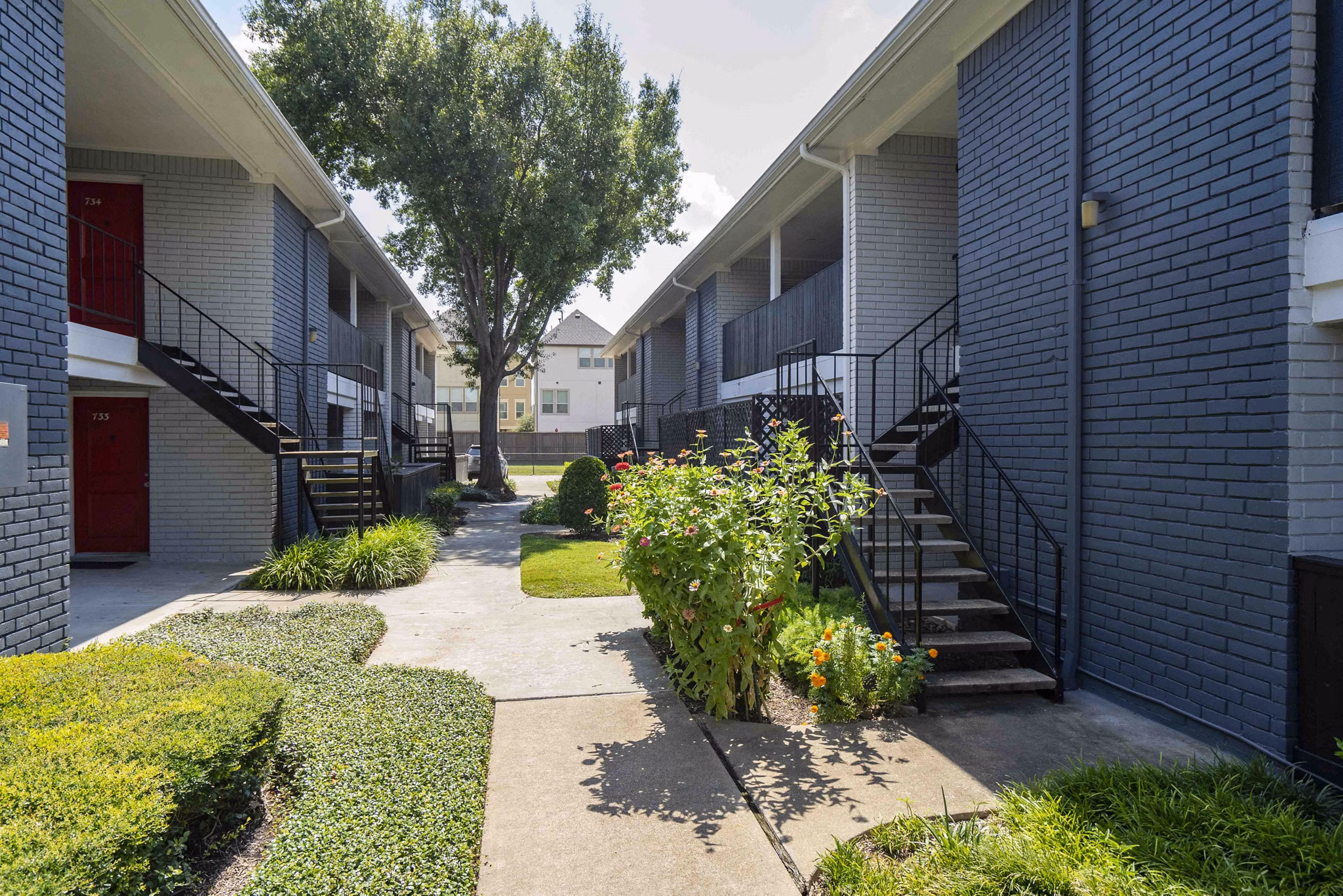 3 Corners East: Contemporary view of luxury apartments in prime location