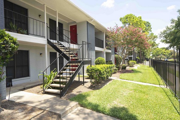 exterior at 3 Corners North Apartments