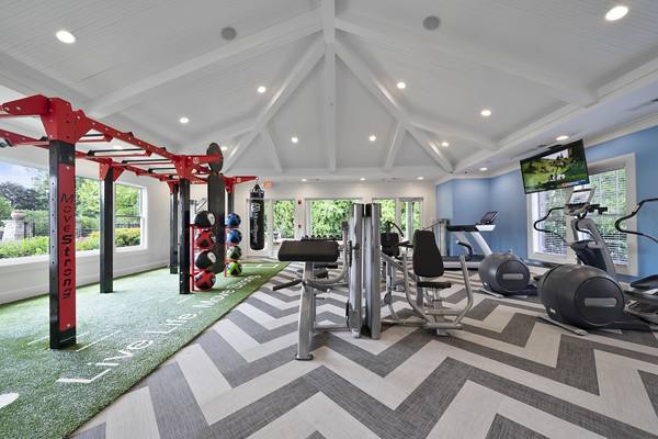 fitness center at Belmont Place Apartments