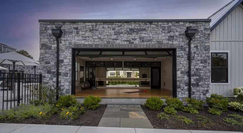 Woodside Trumbull: Elegant entryway of luxury apartments in Trumbull
