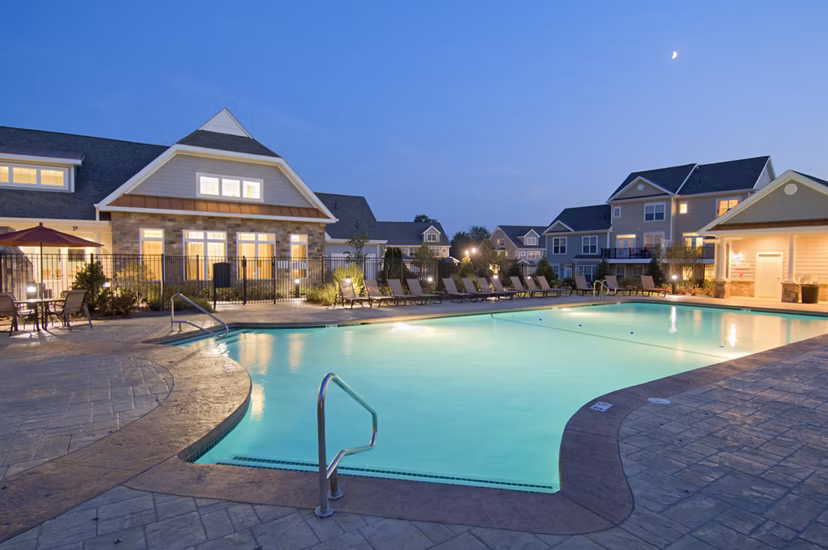 Avalon Cohasset: Luxury swimming pool and barbecue area in Cohasset, MA for Avalon Bay Communities