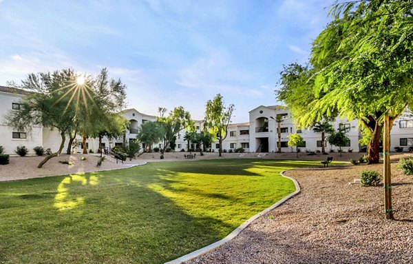 HUE97 Apartments: Expansive dog park with agility equipment and green spaces