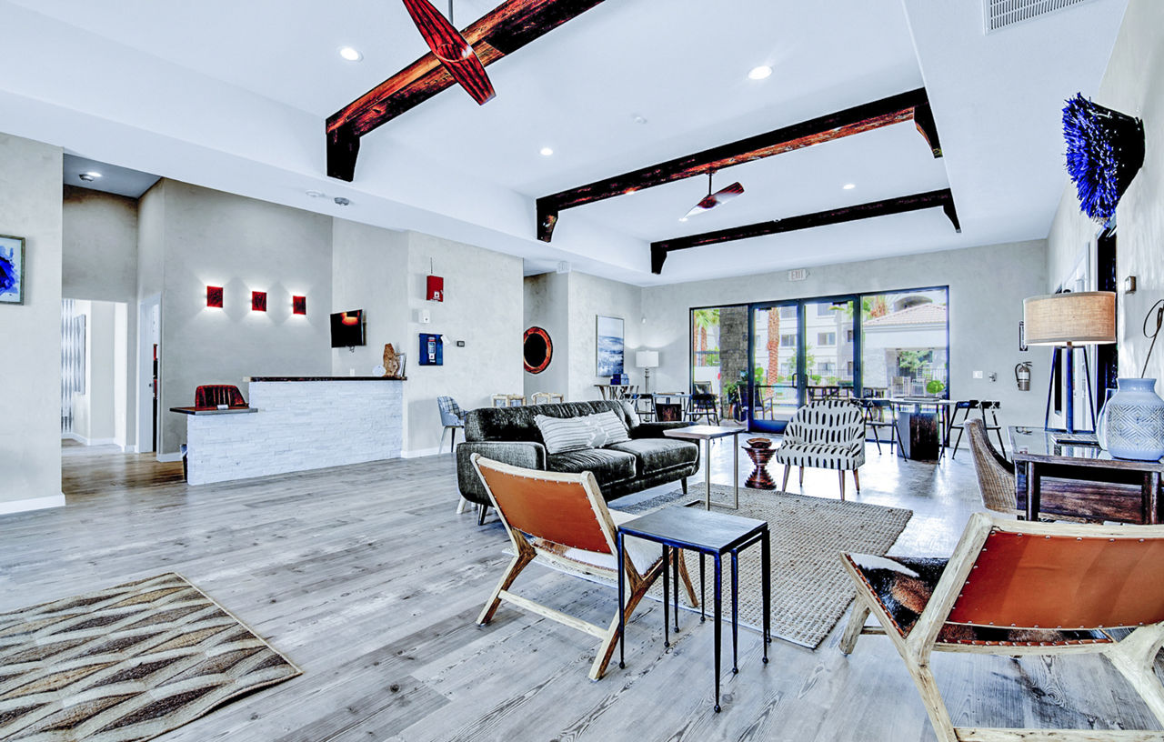 Hue97 Mesa Az 2 of 12
