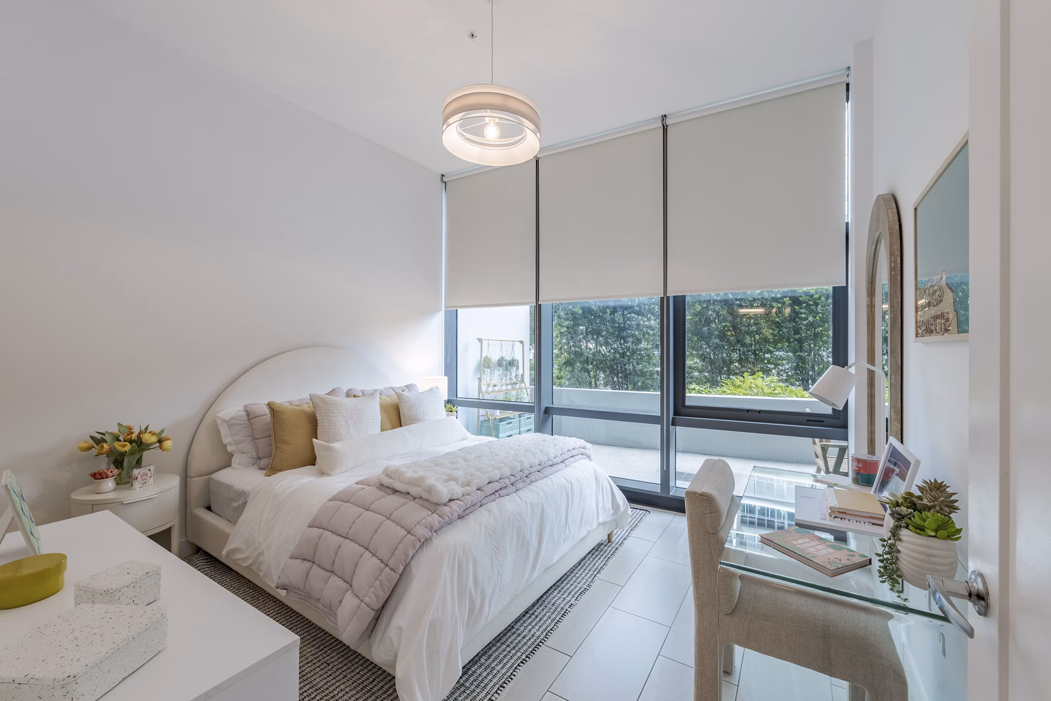 Bedroom at Midtown 5 Apartments