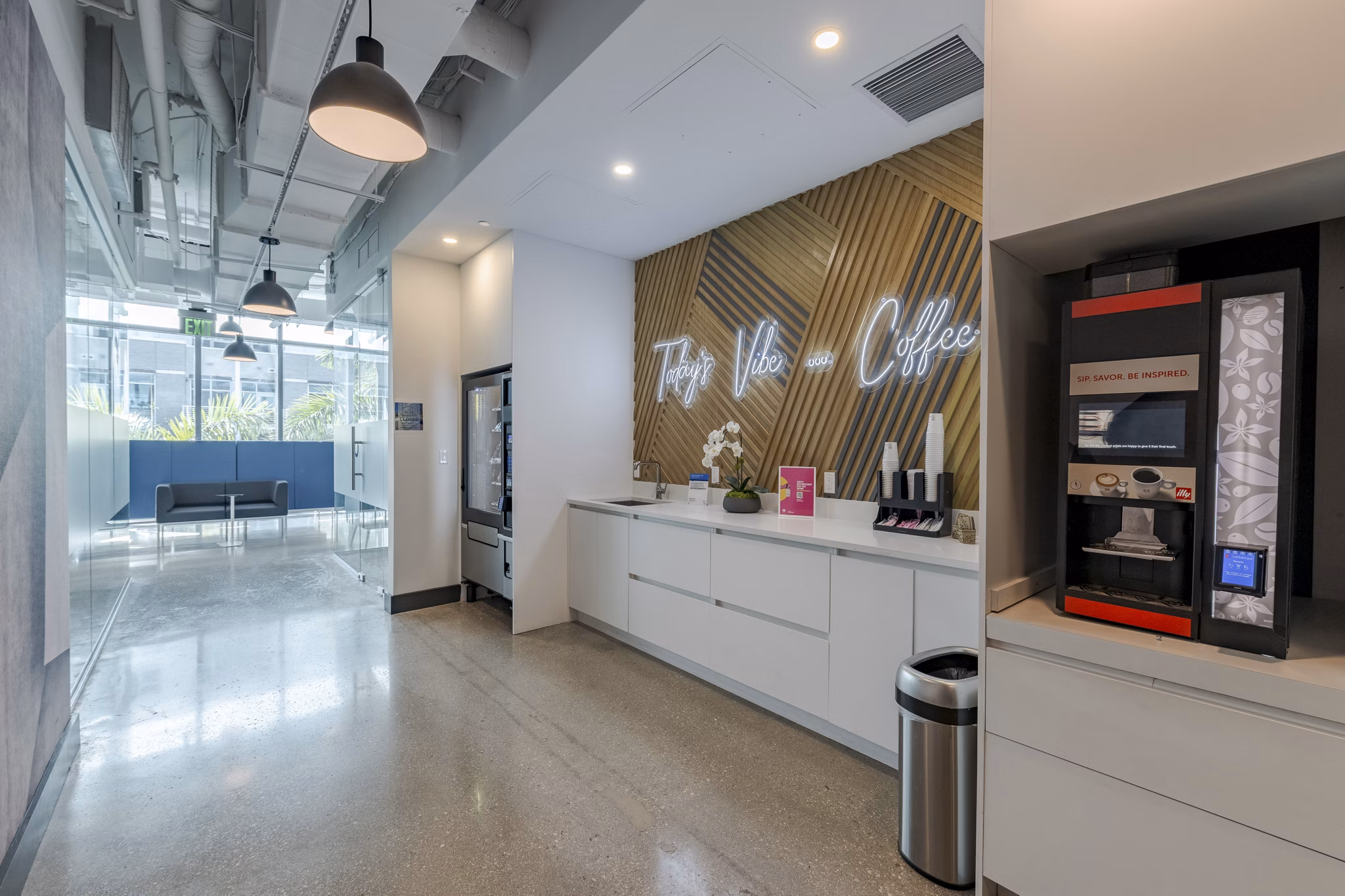 Clubhouse/Lobby at Midtown 5 Apartments