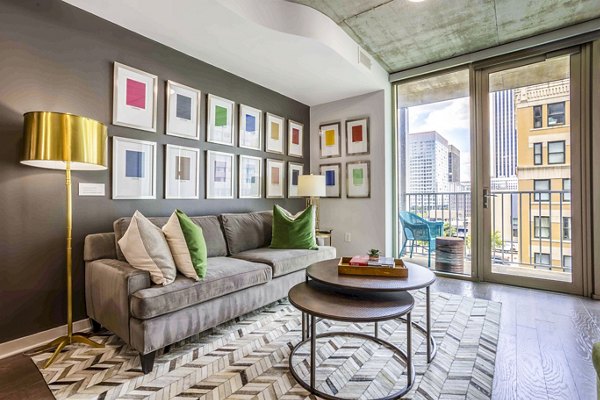 Modern living room with elegant furnishings in SoDo on Main North Apartments