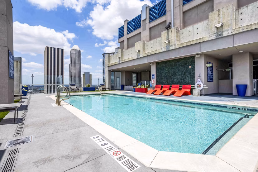 Resort-style pool at SoDo on Main North Apartments
