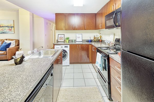 kitchen at 100 Midtown Apartments