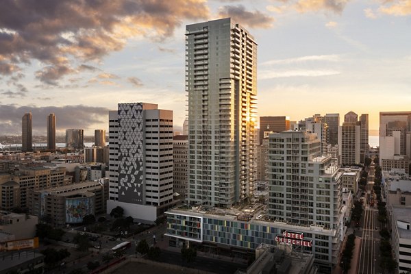 Diega Apartments: Luxury high-rise apartments in San Diego