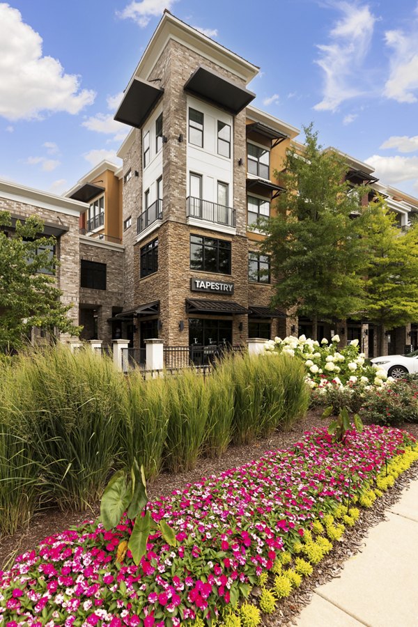 Tapestry at Brentwood Town Center: Luxury apartment with modern design in a vibrant urban setting