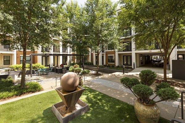 courtyard at Tapestry at Brentwood Town Center Apartments