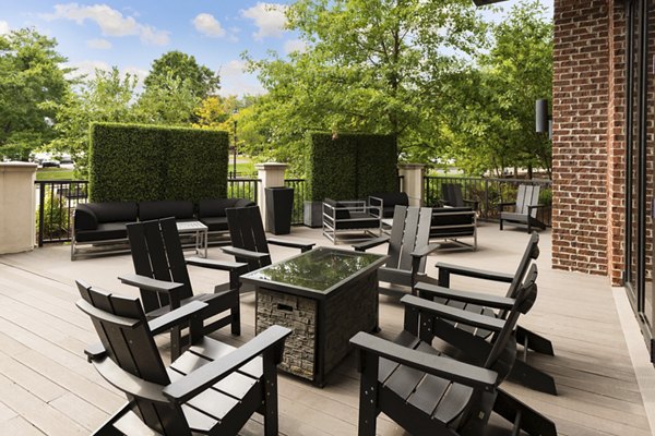 fire pit at Tapestry at Brentwood Town Center Apartments