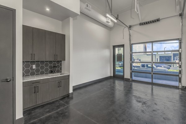 clubhouse at Centro Railyard Apartments