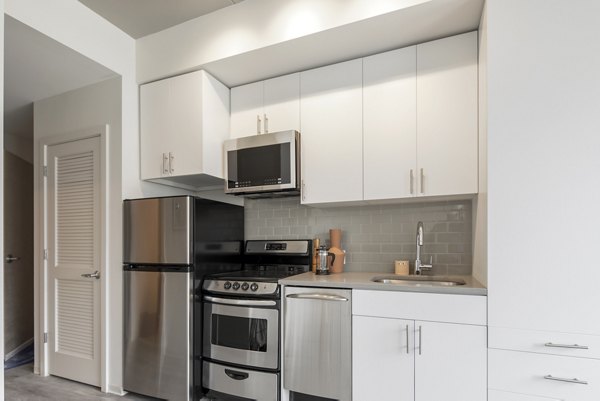 kitchen at The Hamilton I Apartments