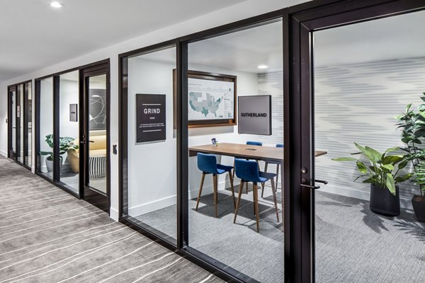 Highwater Apartments: Modern meeting facility with state-of-the-art technology for residents