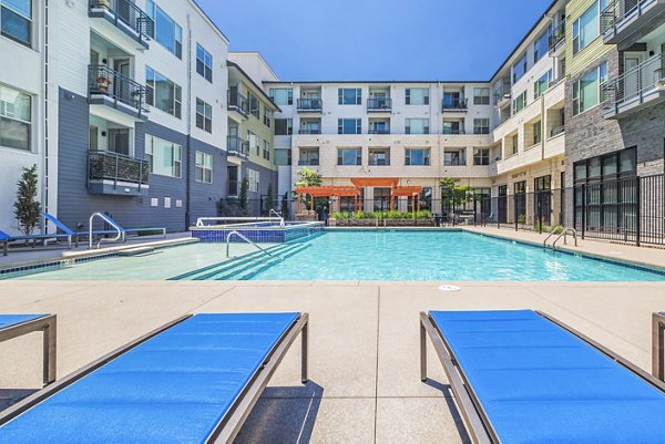 pool at Solana Lakewood Apartments