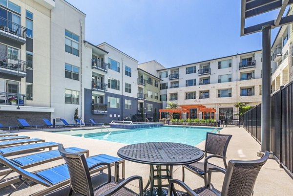 pool/patio at Solana Lakewood Apartments