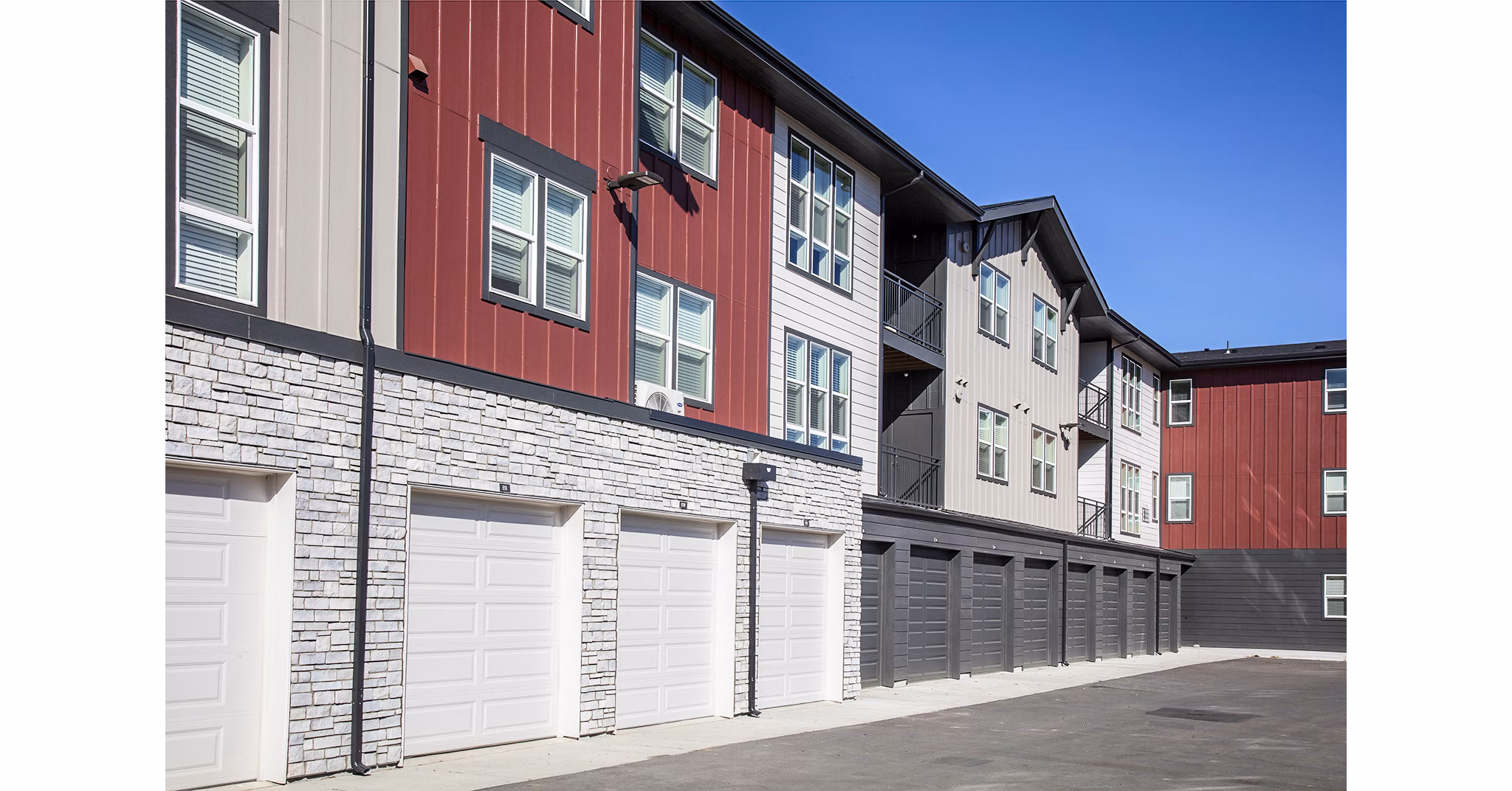 Ascend at Prairie Village: Contemporary apartment building in a serene suburban setting