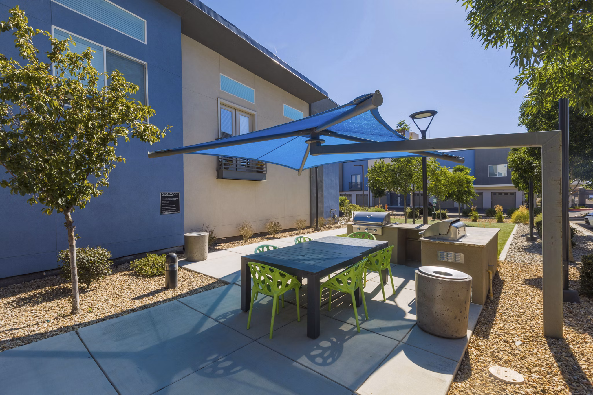 Patio at Broadstone Nob Hill Apartments