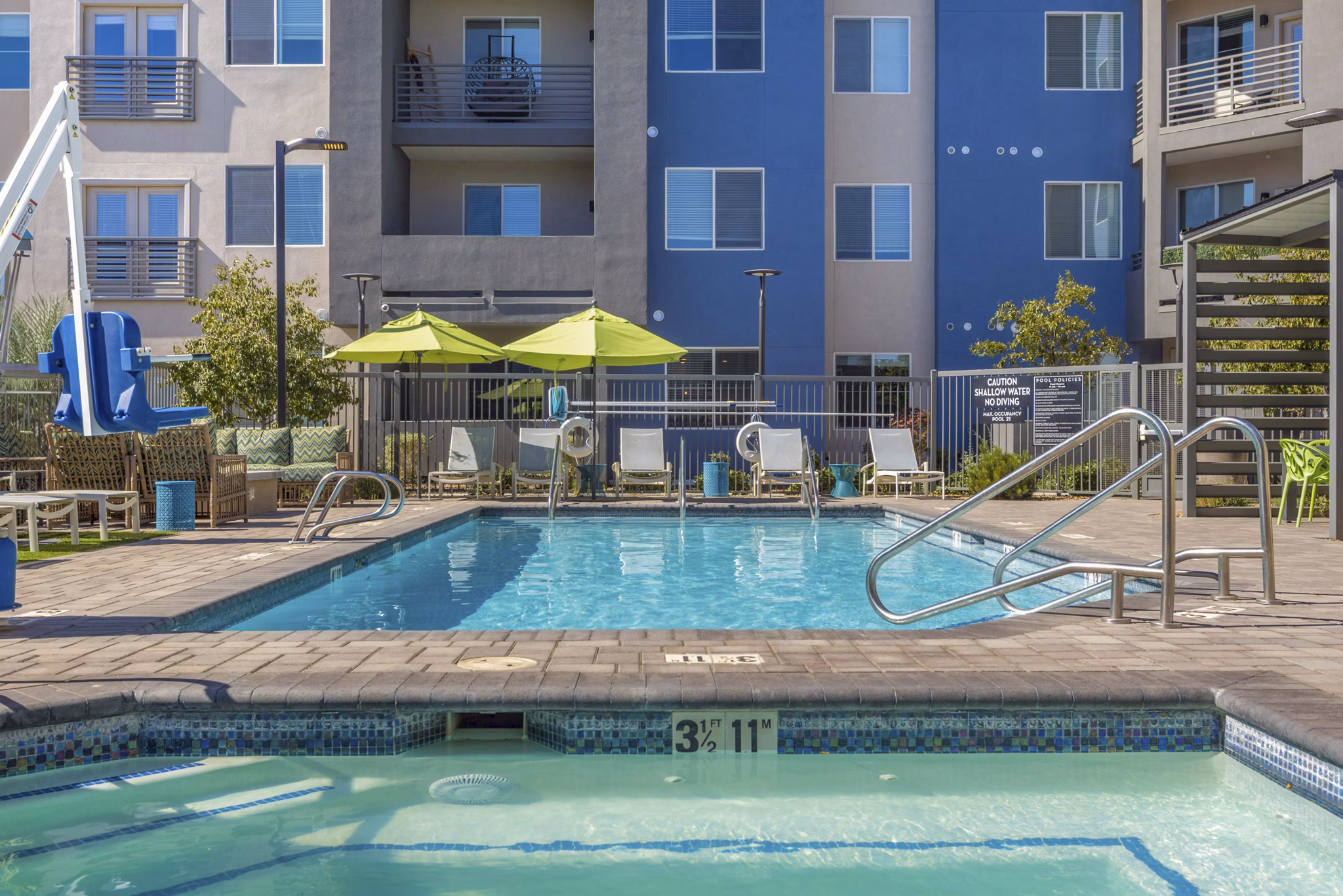 Pool at Broadstone Nob Hill Apartments