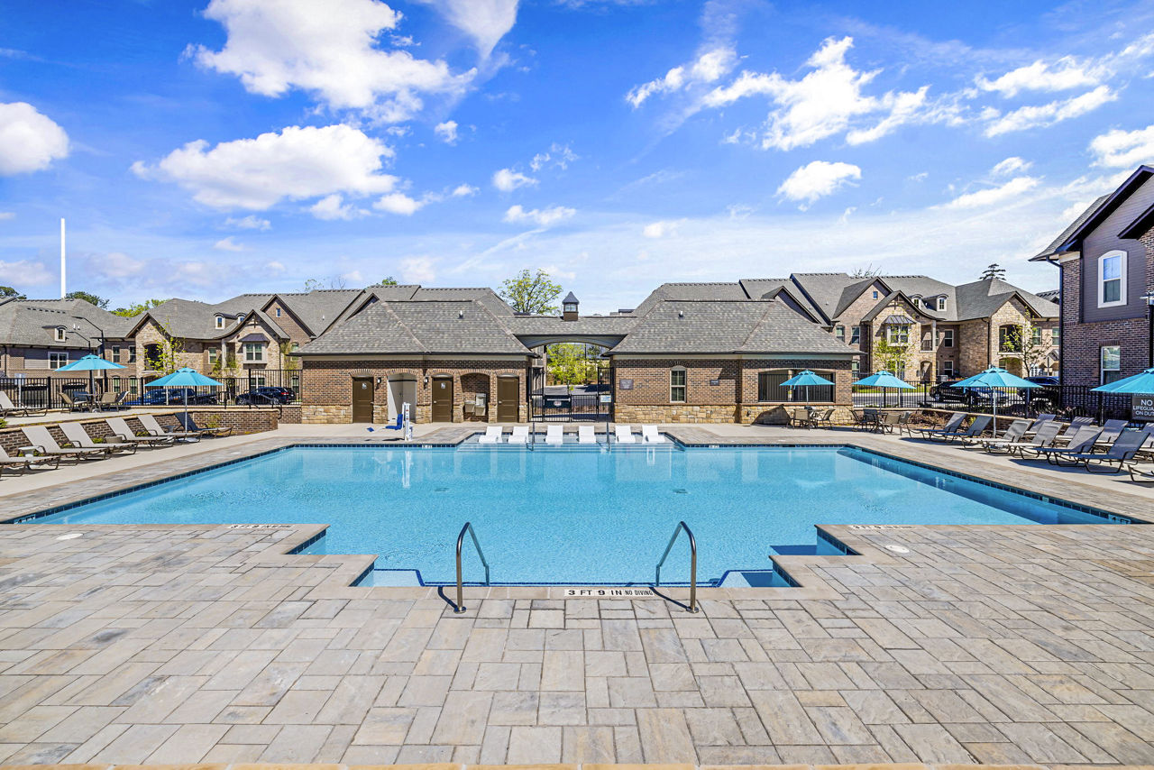 Griffin Weston Luxury Apartments Townhomes Cary Nc 11 of 12