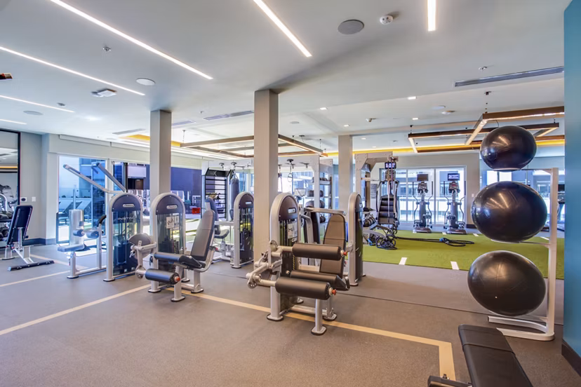Oceanaire Apartments: State-of-the-art fitness center equipped with modern cardio and strength training machines